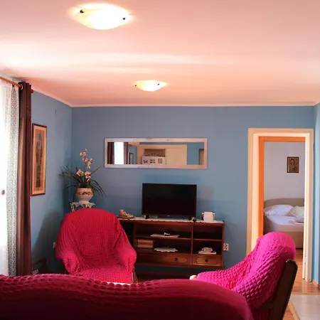 Peaceful Paradise Apartment Kastela